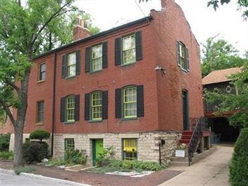ホテル Brewers House セントルイス エクステリア 写真